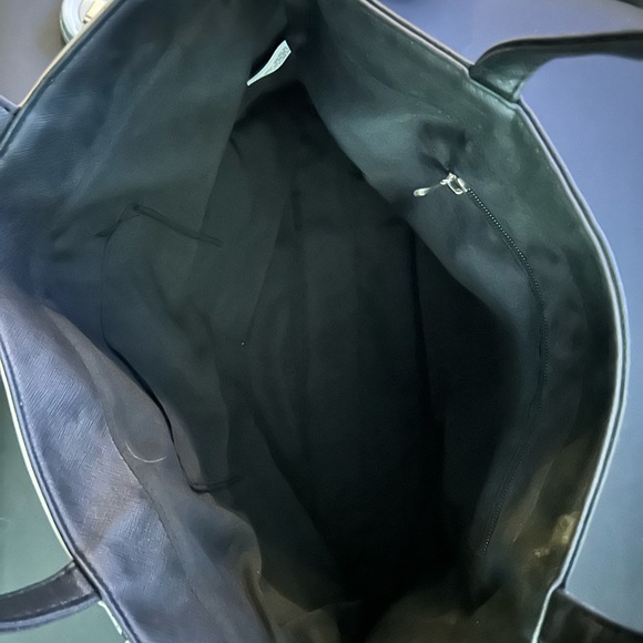 Tote - Picture 4 of 4